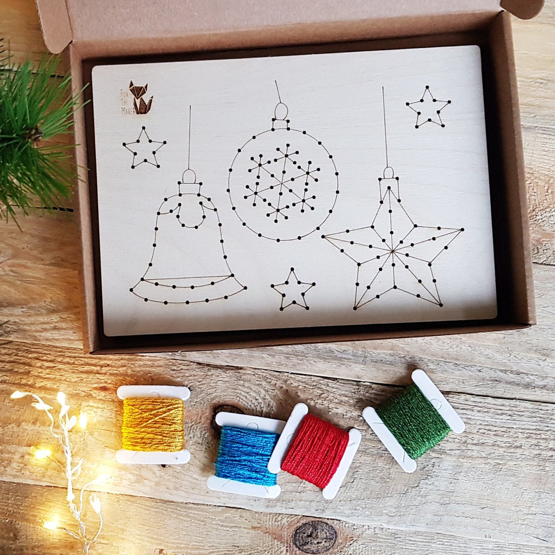 Julsyset med metallnål