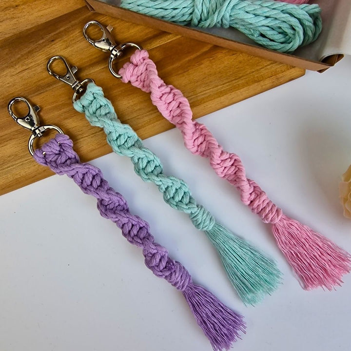 The carved macrame keychain